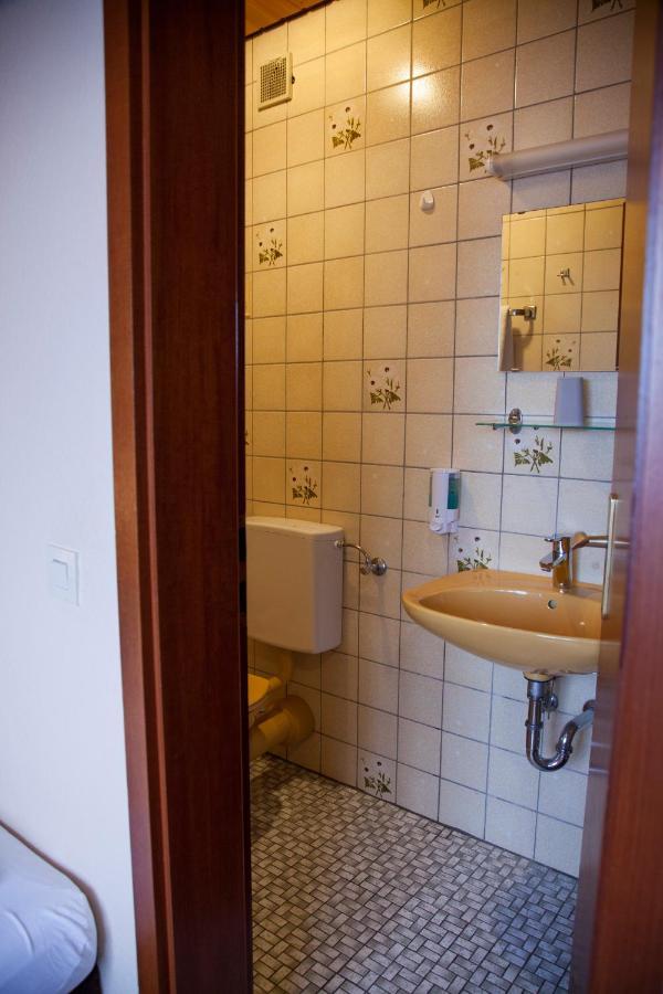 Gaestehaus Haeuser Linden  Экстерьер фото